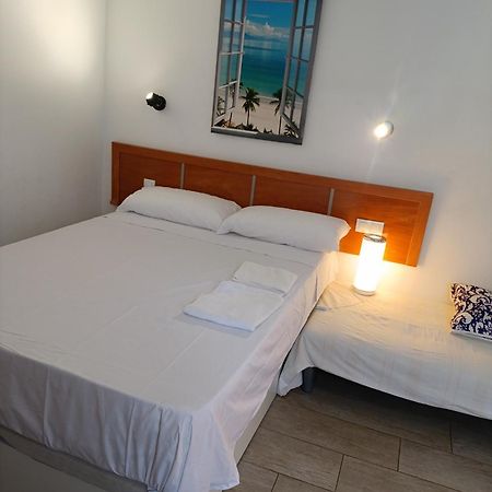 Apartamento Central Luminous Cute Studio By The Beach & Harbour Corralejo Exterior foto